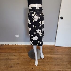 Pinup Couture Floral Pencil Skirt, BNWT, Size 2X